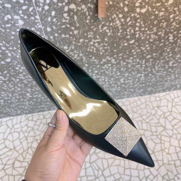 Valentino - One Stud Patent-Leather Pumps