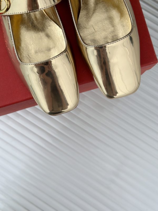 Valentino - Vlogo Locker Mary-Jane Ballerina in Mirrored Calfskin