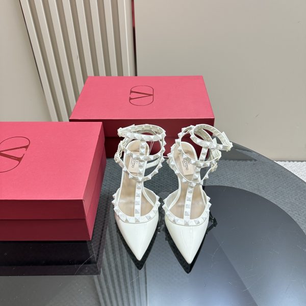 Valentino - Patent Rockstud Caged Pump