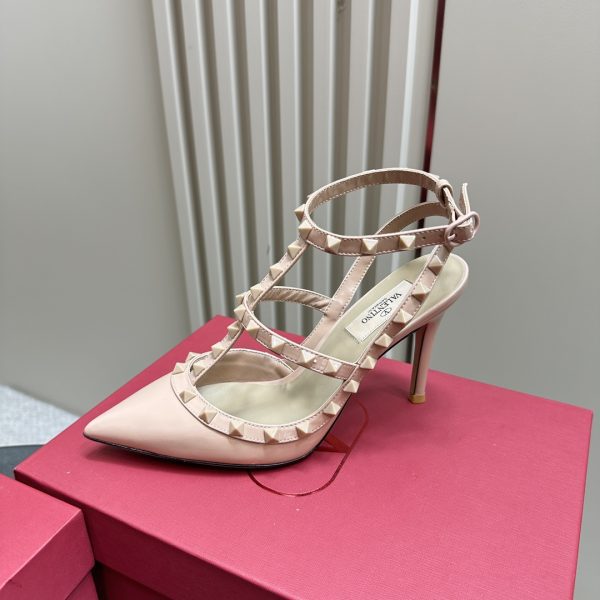 Valentino - Patent Rockstud Caged Pump