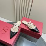 Valentino - Rockstud Patent-Leather Mule