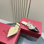 Valentino - Rockstud Patent-Leather Mule