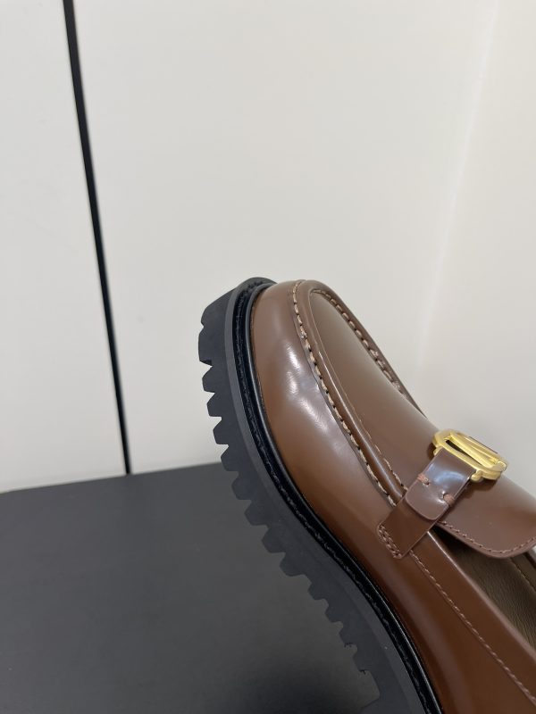 Valentino - Vlogo Signature Calfskin Loafer