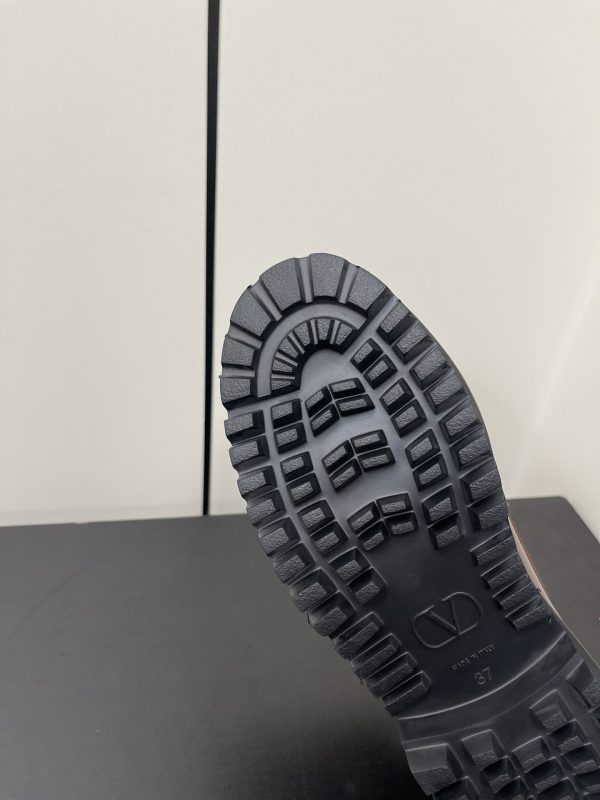 Valentino - Vlogo Signature Calfskin Loafer