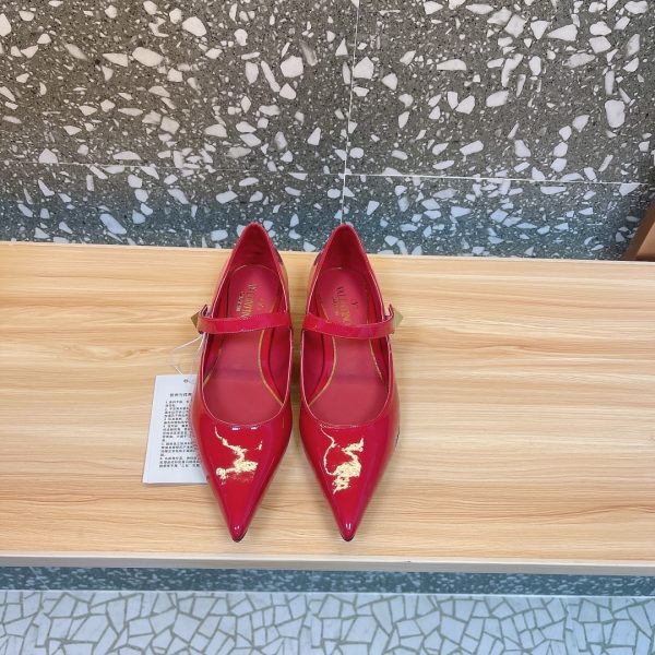 Valentino - Tiptoe Pumps