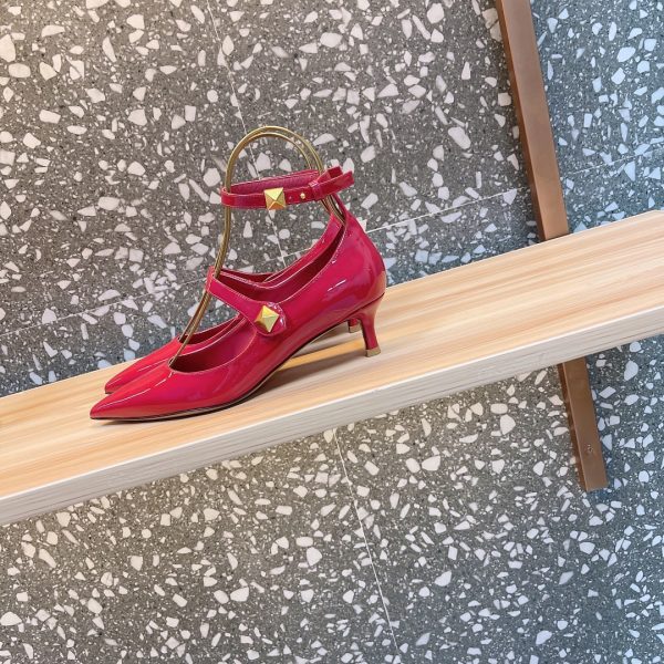 Valentino - Tiptoe Pumps