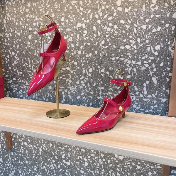 Valentino - Tiptoe Pumps