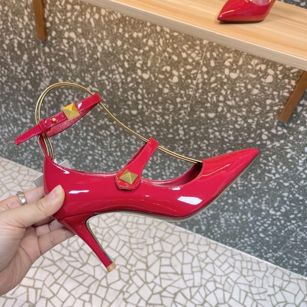 Valentino - Tiptoe Pumps