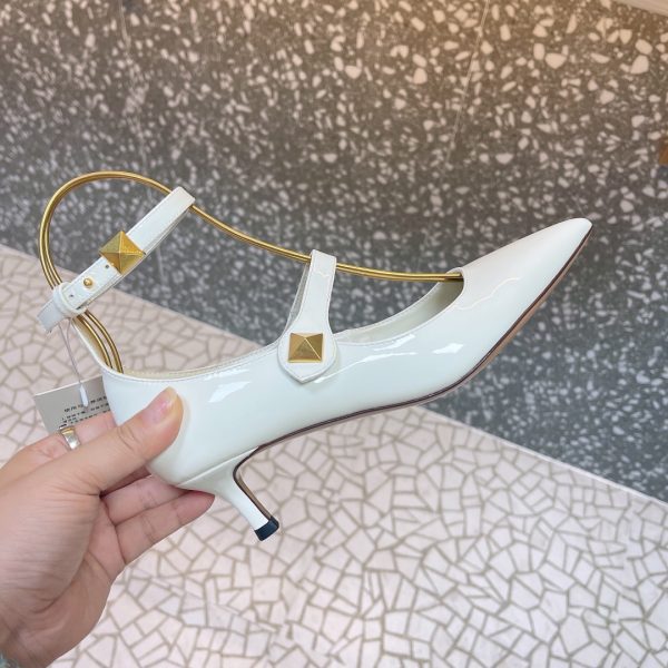 Valentino - Tiptoe Pumps
