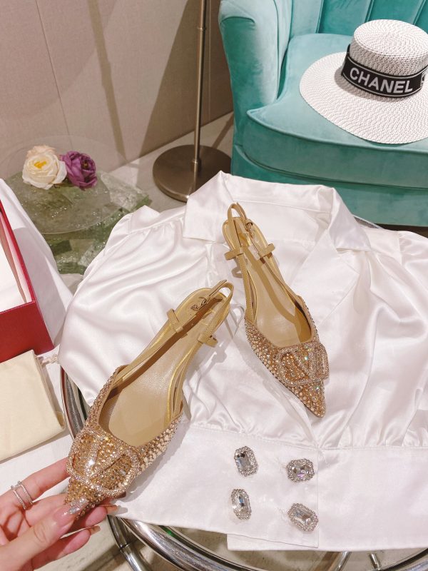 Valentino - Vlogo Signature Slingback Pumps