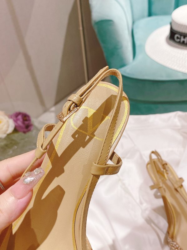 Valentino - Vlogo Signature Slingback Pumps