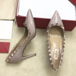 Valentino - Rockstud Pump in Patent Leather