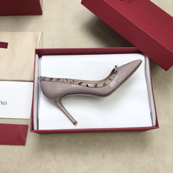 Valentino - Rockstud Pump in Patent Leather
