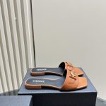 Versace - Medusa Buckle Leather Flat Sandals