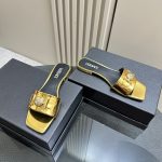 Versace - Medusa Buckle Leather Flat Sandals