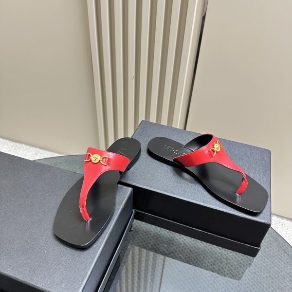 Versace - Medusa '95 Flat Sandals