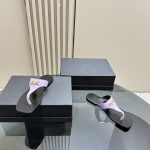 Versace - Medusa '95 Flat Sandals