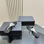Versace - Medusa '95 Flat Sandals