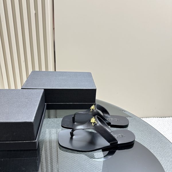 Versace - Medusa '95 Flat Sandals