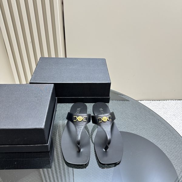 Versace - Medusa '95 Flat Sandals
