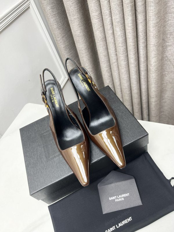 YSL - Dune Slingback Pumps in Patent Leather