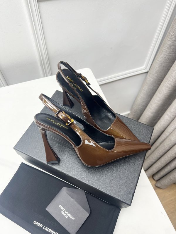 YSL - Dune Slingback Pumps in Patent Leather