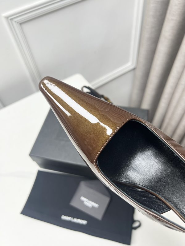 YSL - Dune Slingback Pumps in Patent Leather