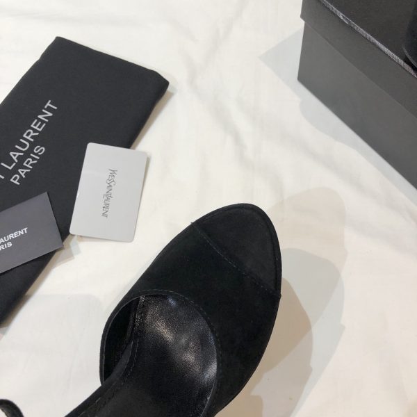 YSL - Jodie Platform Sandals in Seude