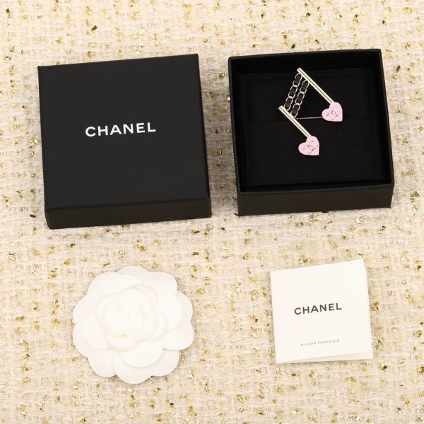 Chanel - Brooches