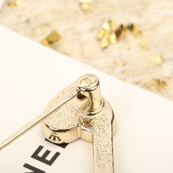 Chanel - Brooches