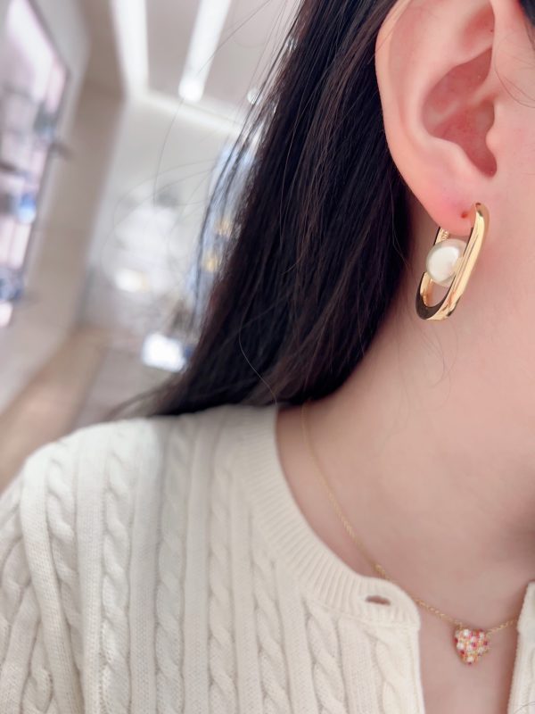 Dior - Earrings