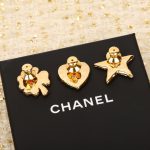Chanel - Brooches