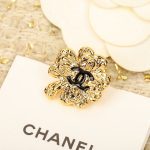 Chanel - Brooches