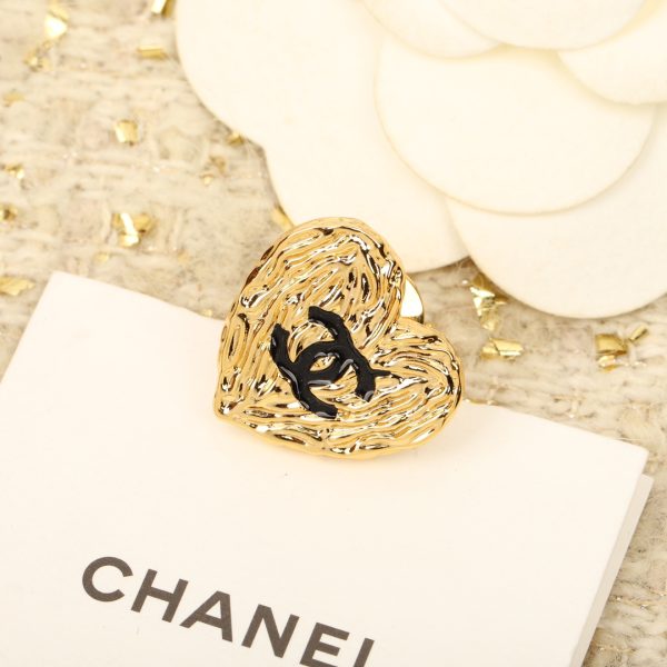 Chanel - Brooches