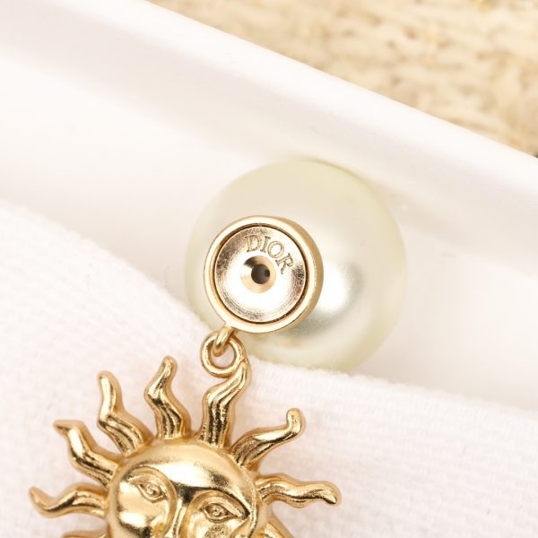 Dior - Earrings