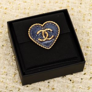 Chanel - Brooches