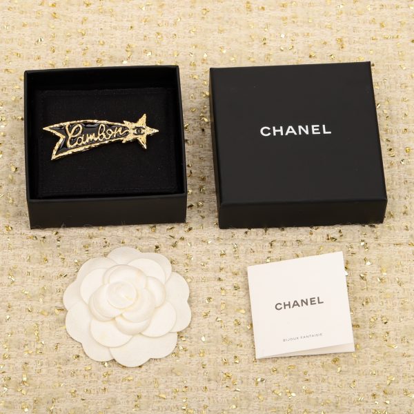 Chanel - Brooches