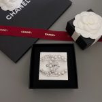 Chanel - Brooches