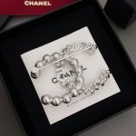 Chanel - Brooches