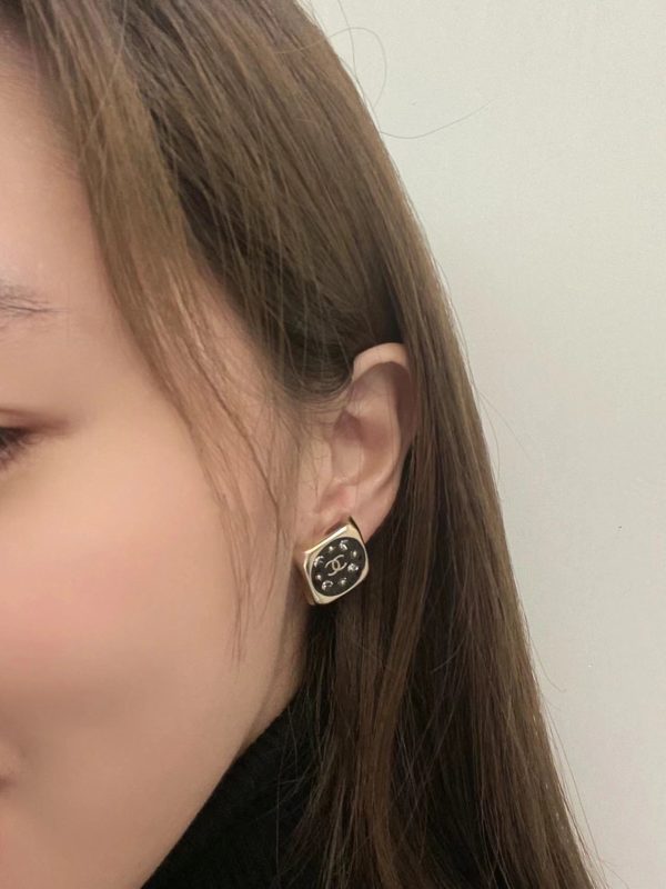 Chanel - Earrings
