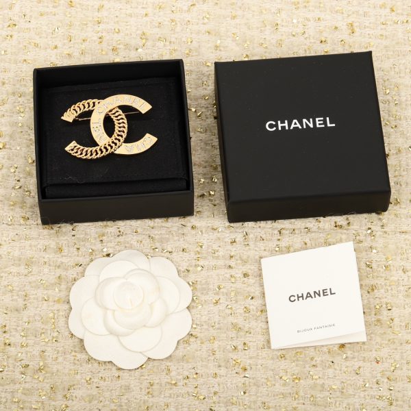 Chanel - Brooches