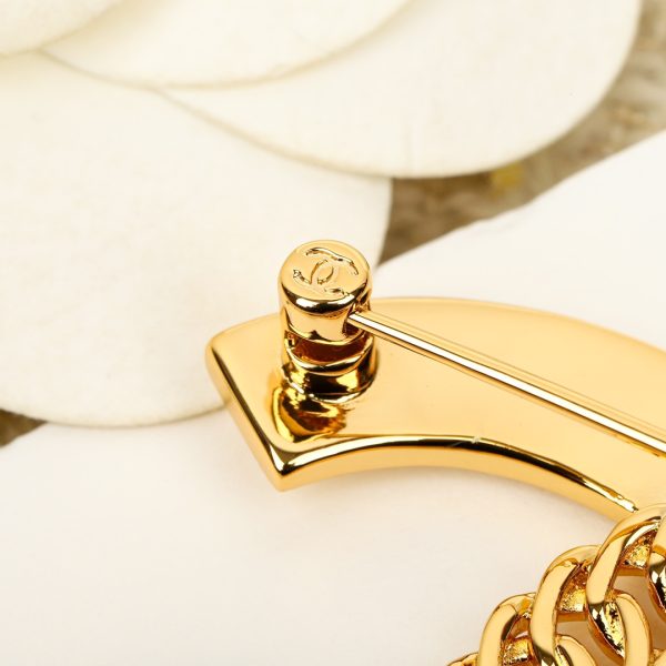 Chanel - Brooches