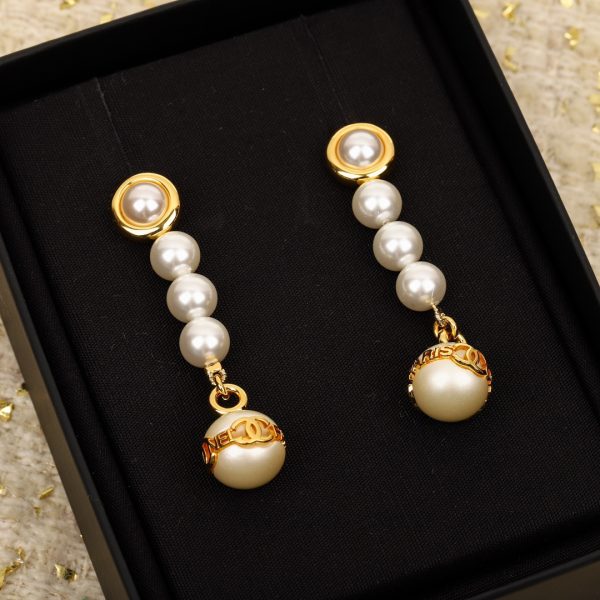Chanel - Earrings