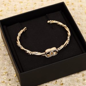Chanel - Bracelets