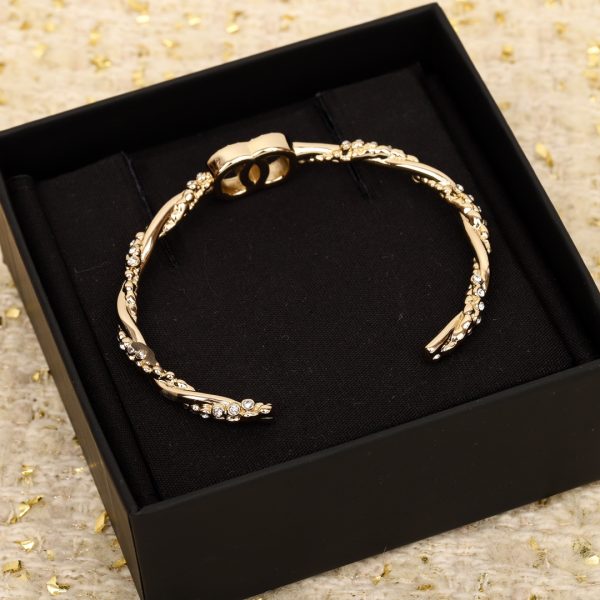 Chanel - Bracelets