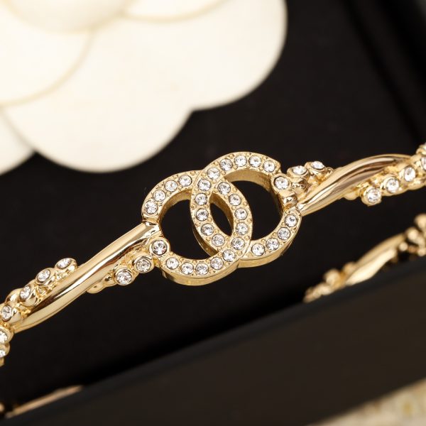 Chanel - Bracelets