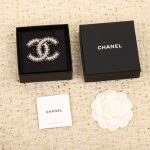 Chanel - Brooches