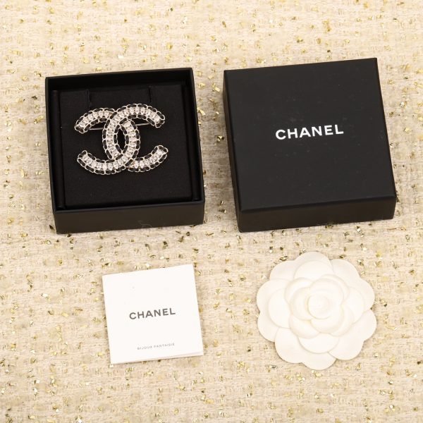 Chanel - Brooches