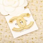 Chanel - Brooches