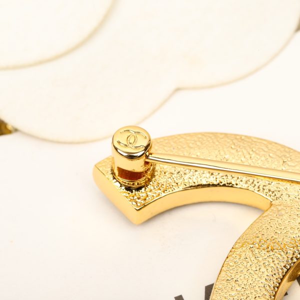 Chanel - Brooches